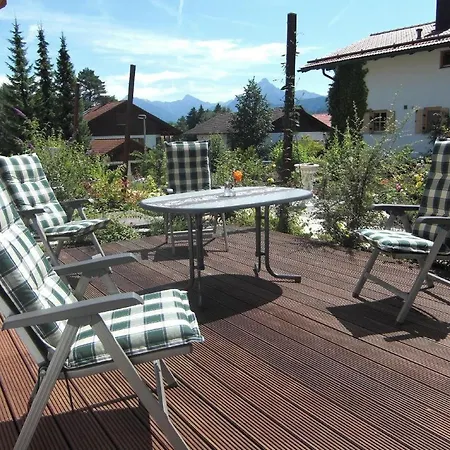 Ferienwohnung-am-rosengarten *