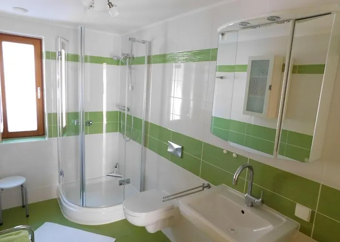 Ferienwohnung-am-rosengarten *